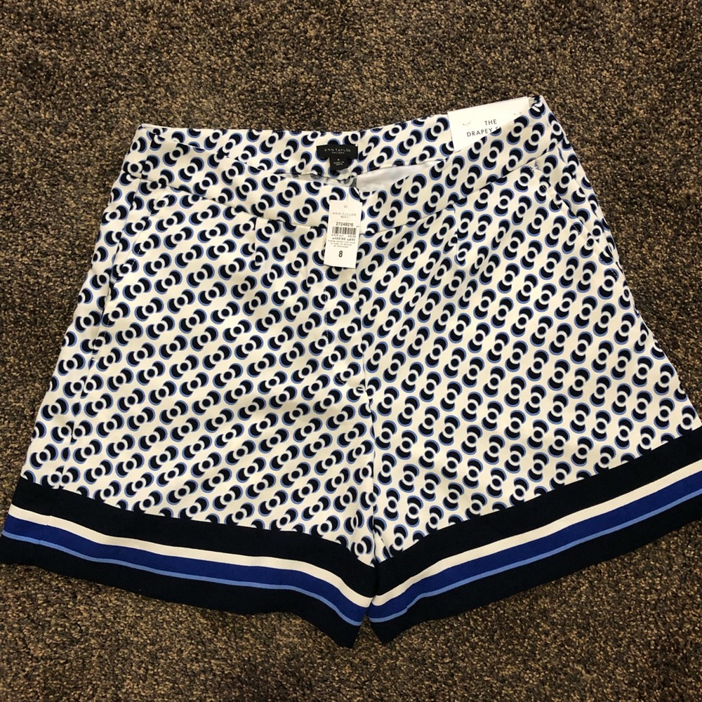 NWT✅Ann Taylor Shorts